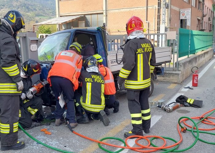 incidente stradale via Garin Aosta