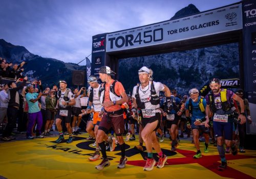 Partenza TOR450 - Tor des Glaciers 2025 - photo credits Roberto Roux - Zzam! Agency