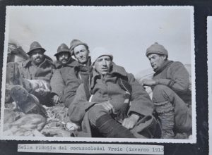 Alpini dell'Aosta in trincea sul Monte Vrsic - Monte Nero