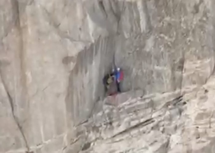 Alpinisti bloccati Dente del Gigante