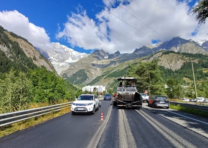 Anas SS dir ripristino pavimentazione Courmayeur I copia