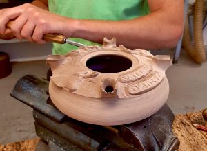 Artigiano - artigiani - legno - artigianato - grolla - coppa dell'amicizia