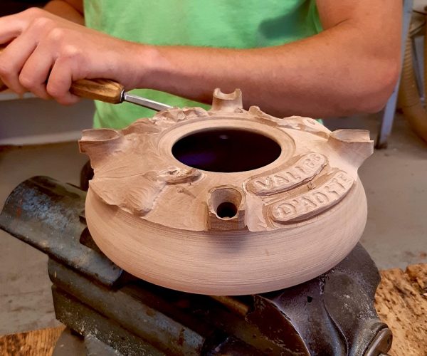 Artigiano - artigiani - legno - artigianato - grolla - coppa dell'amicizia