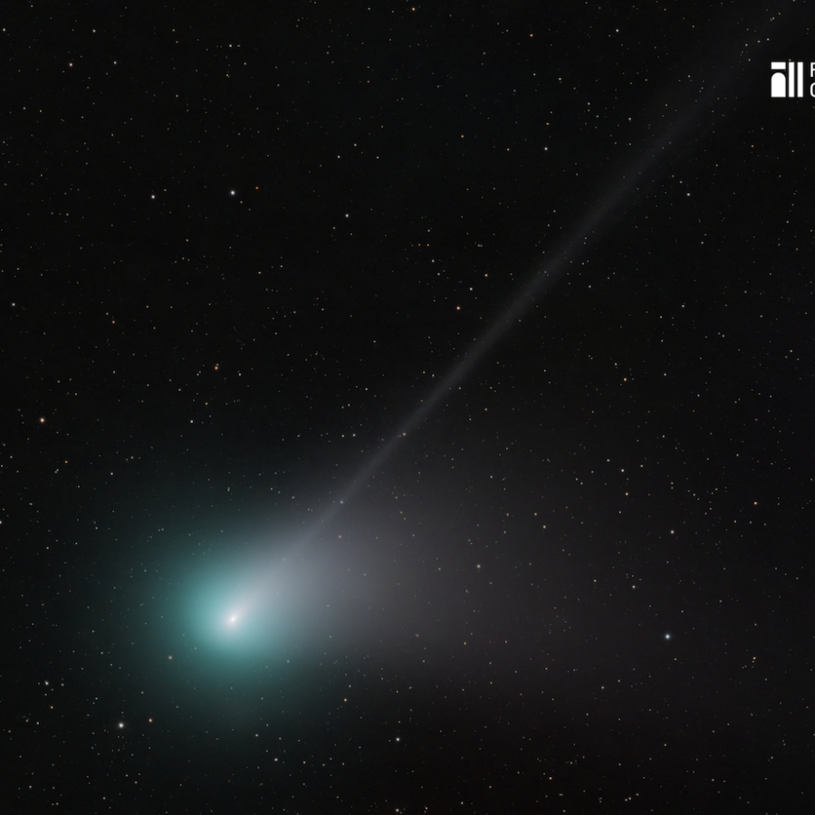 Astrofoto del mese – Marzo 2026 La cometa C/2022 E3 (ZTF) ripresa l’11 febbraio 2023 da Porliod, frazione montana del Comune di Nus poco sopra l’Osservatorio Astronomico della Regione Autonoma Valle d’Aosta e il Planetario di Lignan. Credit: cortesia Riccardo Civati per la Fondazione Clément Fillietroz.