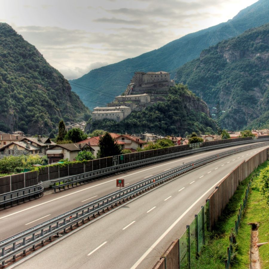 Autostrada A Foto di Davide Verthuy