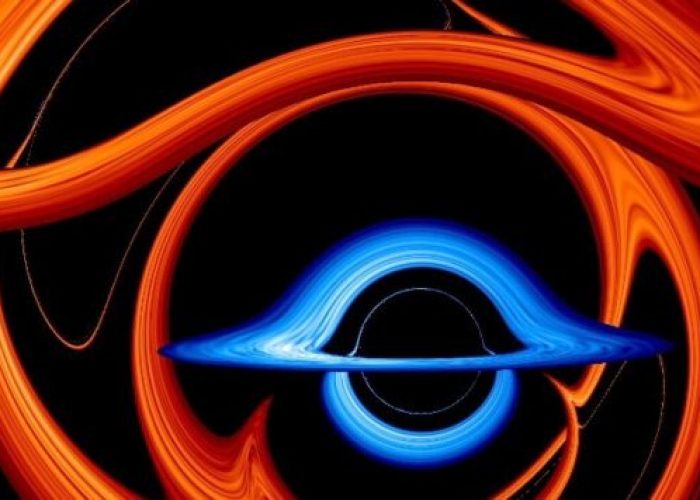 Immagine di copertina: La deformazione dello spazio-tempo dovuto alla presenza di due buchi neri supermassicci, attratti dalla reciproca gravità, distorce la visione che avremmo dei rispettivi dischi di accrescimento in orbita attorno a ciascuno dei buchi neri. Il gas incandescente e turbolento dei due diversi dischi è indicato in rosso e in blu per distinguerli. Credit: NASA’s Goddard Space Flight Center/Jeremy Schnittman e Brian P. Powell. Fonte: https://svs.gsfc.nasa.gov/13831/