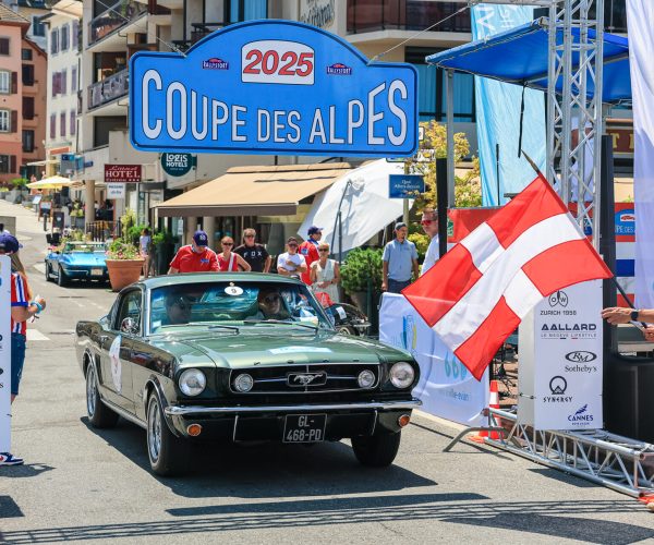 Coupe des Alpes auto d'epoca