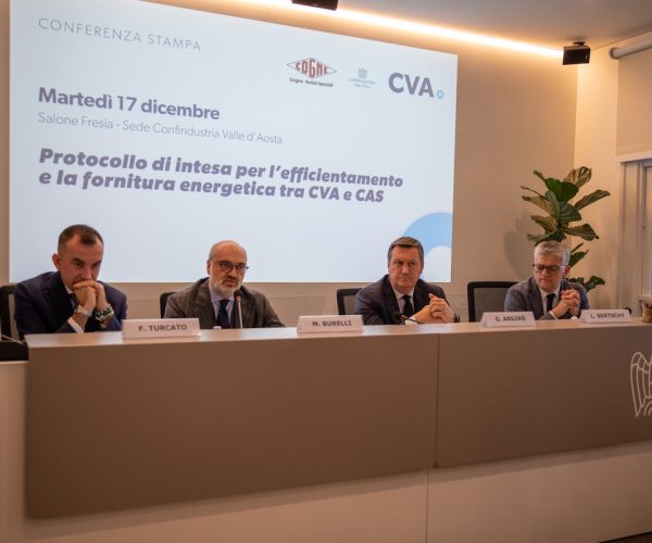 CONFERENZA STAMPA Protocollo d'intesa CVA Cogne Acciai Speciali