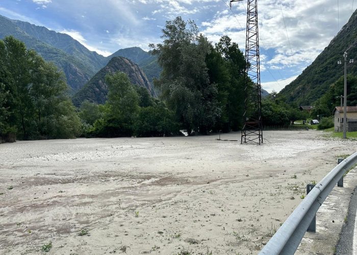 La campagna in bassa Valle invasa dal fango