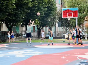 Campo basket Quartiere Cogne