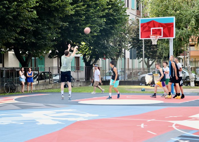 Campo basket Quartiere Cogne