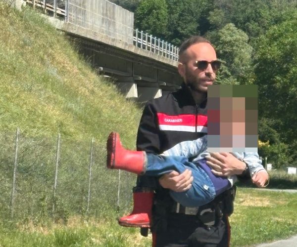 Carabinieri bimbo