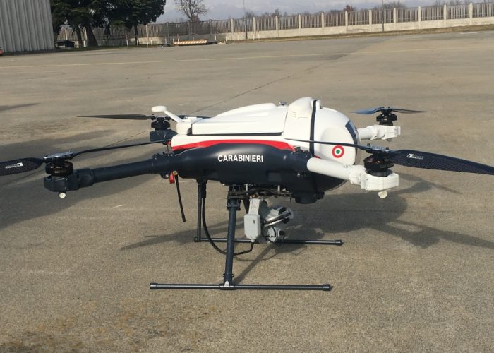 Il drone usato dai Carabinieri nei controlli.