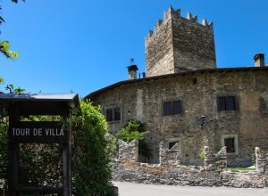 Castello Tour de Villa a Gressan