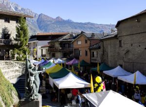 Châtillon, Le Petit Marché du Bourg
