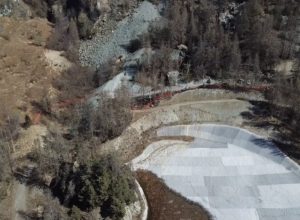 La ex cava di amianto ad Emarèse.