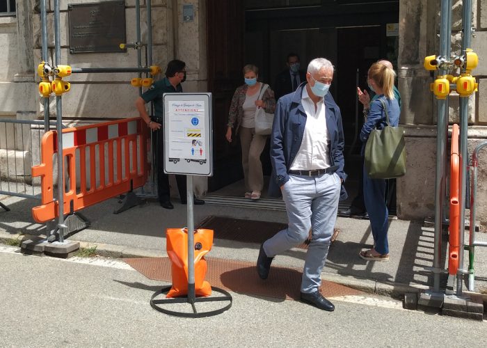 Fabio Chiavazza lascia il Tribunale dopo l'udienza.