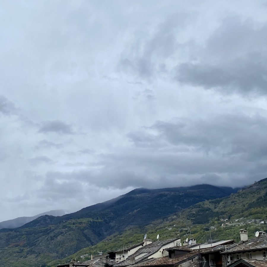 Cielo nuvole brutto tempo pioggia