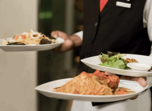 Cameriere licenza canva