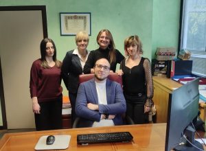 Cofiam Mark Faedi con le dipendenti