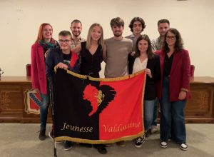 Il nuovo Comité della Jeunesse Valdôtaine- Al centro, Sylvie Bonel