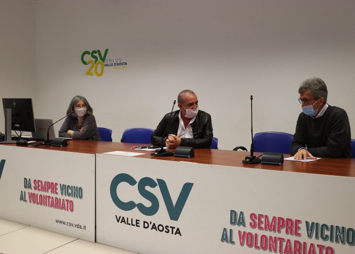 Conferenza stampa presentazione bando CSV