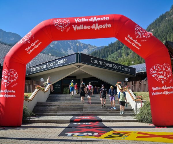 Consegna pettorali - Sport center a Courmayeur