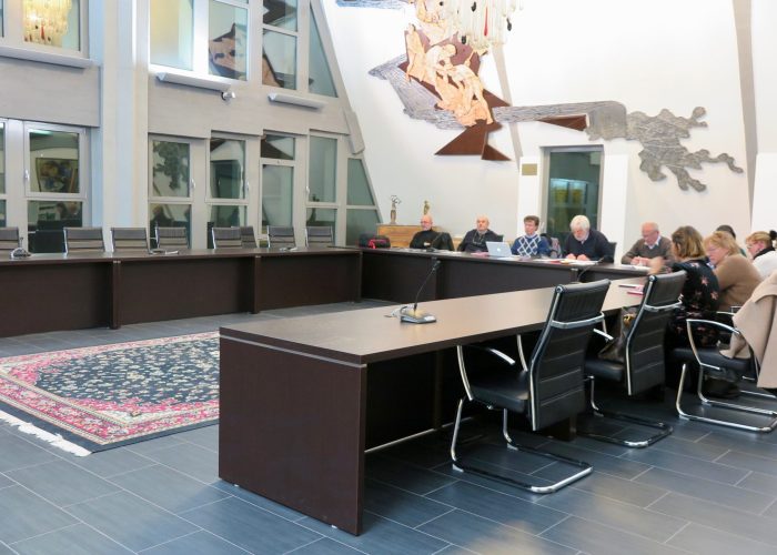 Consiglio comunale di Saint-Vincent: la minoranza abbandona l'aula consiliare