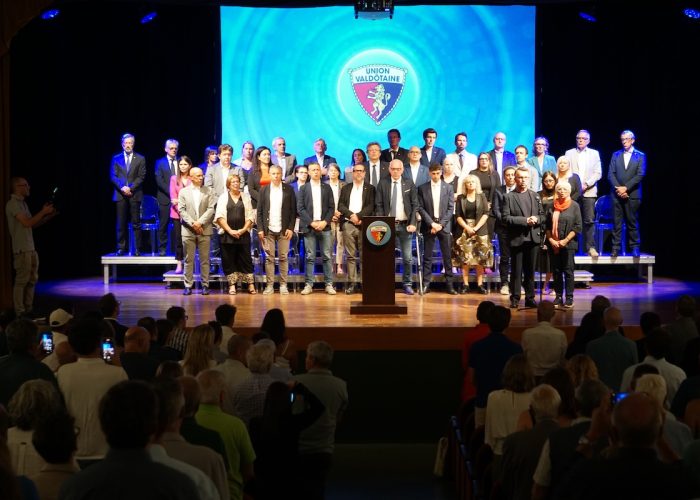 Il comizio d'apertura dell'Union Valdôtaine per le elezioni regionali 2025