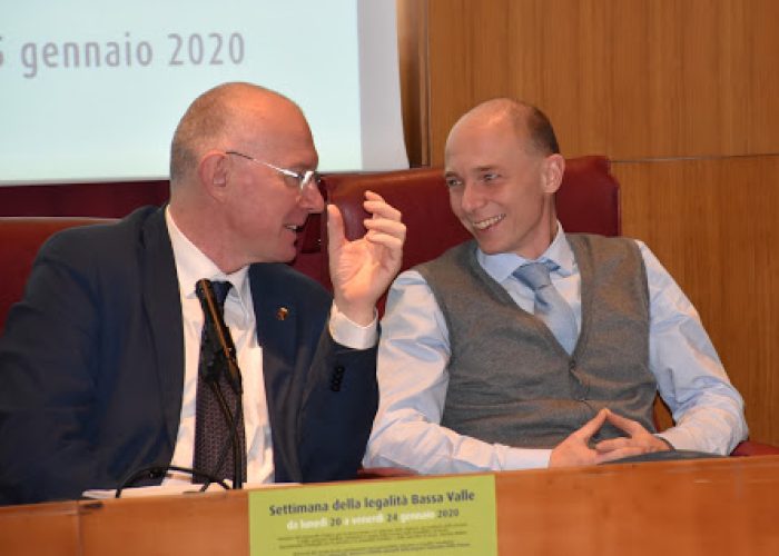 Introvigne e Testolin