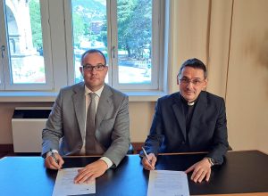 Da sx Davide Ferre e Don Giuliano Albertinelli