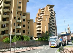 Demolizione Grattacieli quartiere Cogne