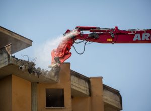 Demolizione grattacieli Quartiere Cogne
