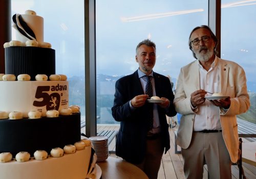 Direttore Emilio Conte e Presidente Luigi Fosson da sx a dx Cinquant'anni di Adava alla Stella di Pila Foto Alice Dufour