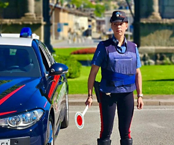 Monica Catalano autista gazzella carabinieri