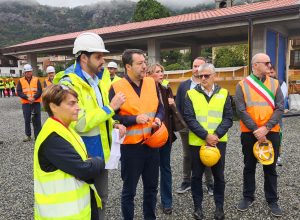 Elettrificazione Salvini in visita al cantiere di Donnas