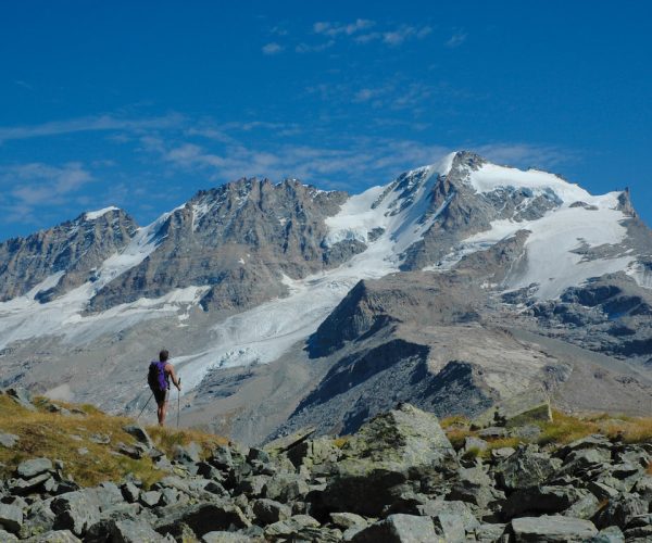 Escursionista al Parco Nazionale Gran Paradiso - foto Enzo Massa Micon