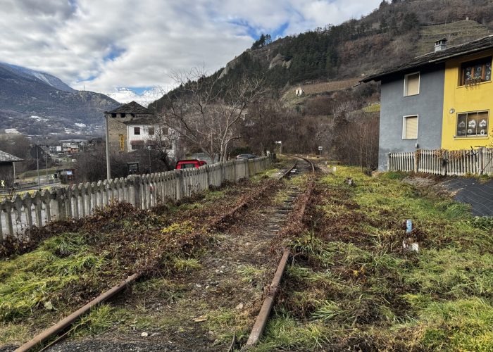 Ferrovia Aosta Pré Saint Dider binari Villeneuve