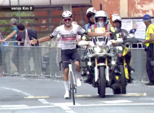 Filippo Agostinacchio vince la prima tappa del Giro Ciclistico della Valle d Aosta