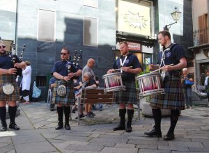 L'apertura di Celtica ad Aosta con gli scozzesi Forth Valley All Stars