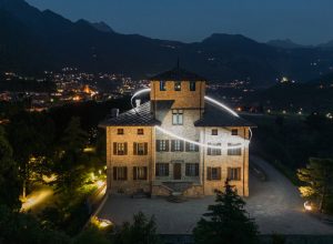 Foto accensione Orbita di Massimo Uberti al Castello Gamba