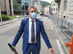 Il sindaco Fulvio Centoz a palazzo di giustizia.