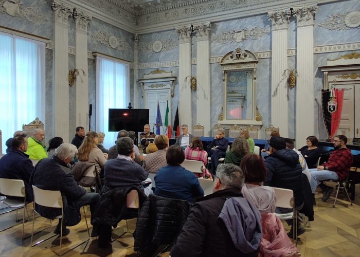 L'incontro tra i commercianti delle vie Torino e Sant'Anselmo e la Giunta comunale