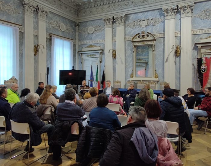 L'incontro tra i commercianti delle vie Torino e Sant'Anselmo e la Giunta comunale