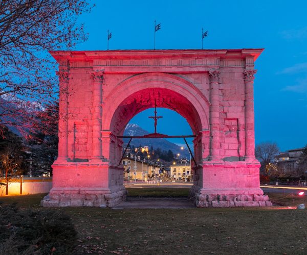 Giro d Italia Stage Arco d Augusto Aosta