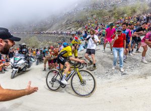 Giro d'Italia Verres Sestriere Colle delle Finestre