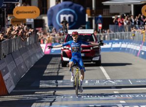 Giro d'Italia Aosta Pila PH Andrea Cozza