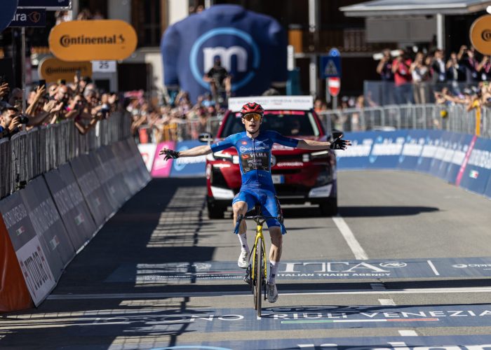 Giro d'Italia Aosta Pila PH Andrea Cozza