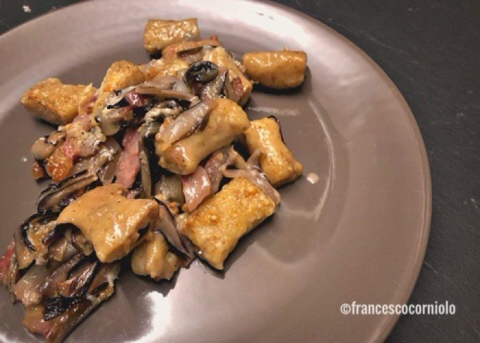 Gnocchi di pane nero