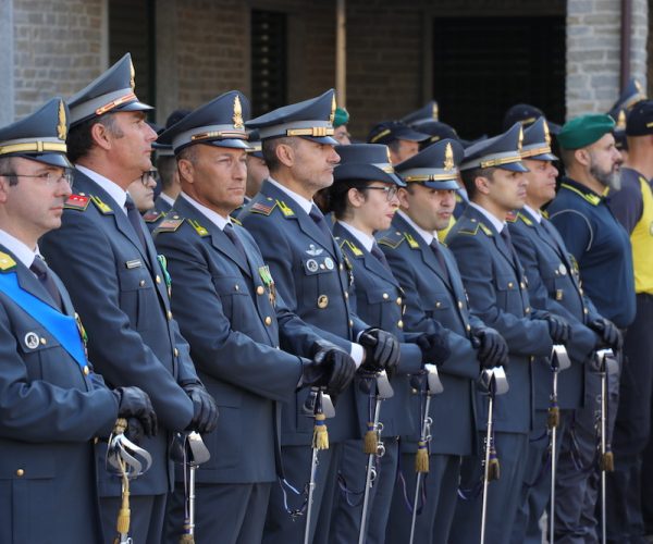 La cerimonia dell'anniversario di fondazione della Guardia di finanza.